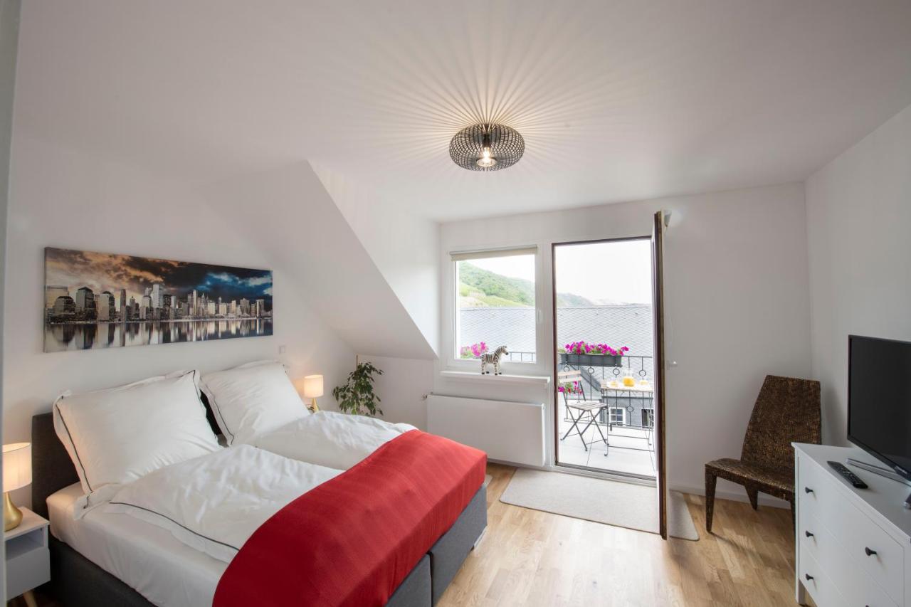 Ferienwohnung Burgblick Coraidelstein 클로텐 외부 사진